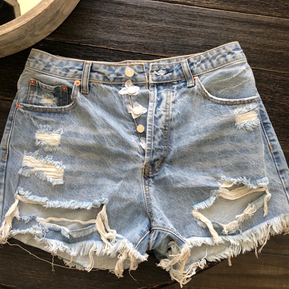 NWT Signature 8 Denim Shorts